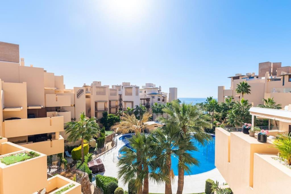 3Br Penthouse With Private Pool Apartment