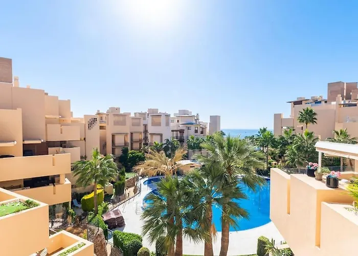 3Br Penthouse With Private Pool